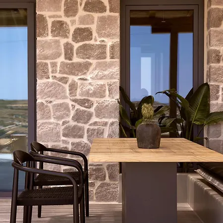 Kemelia Triovasálos